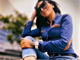 Imagen de perfil de modelo de cámara web de AnaVictoriaa