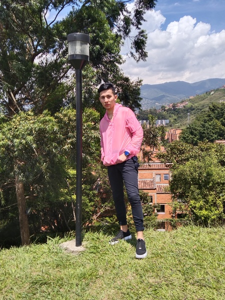 Performer SebasWhite Photo 5