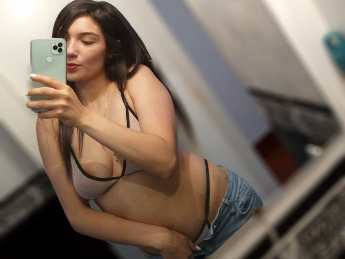 Foto de perfil de modelo de webcam de Emilyjang18