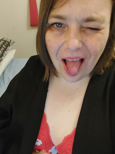 Interprète BritishHouseWife Photo 4