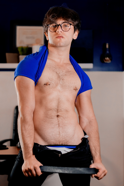 Performer NOAHEDEN Photo 1