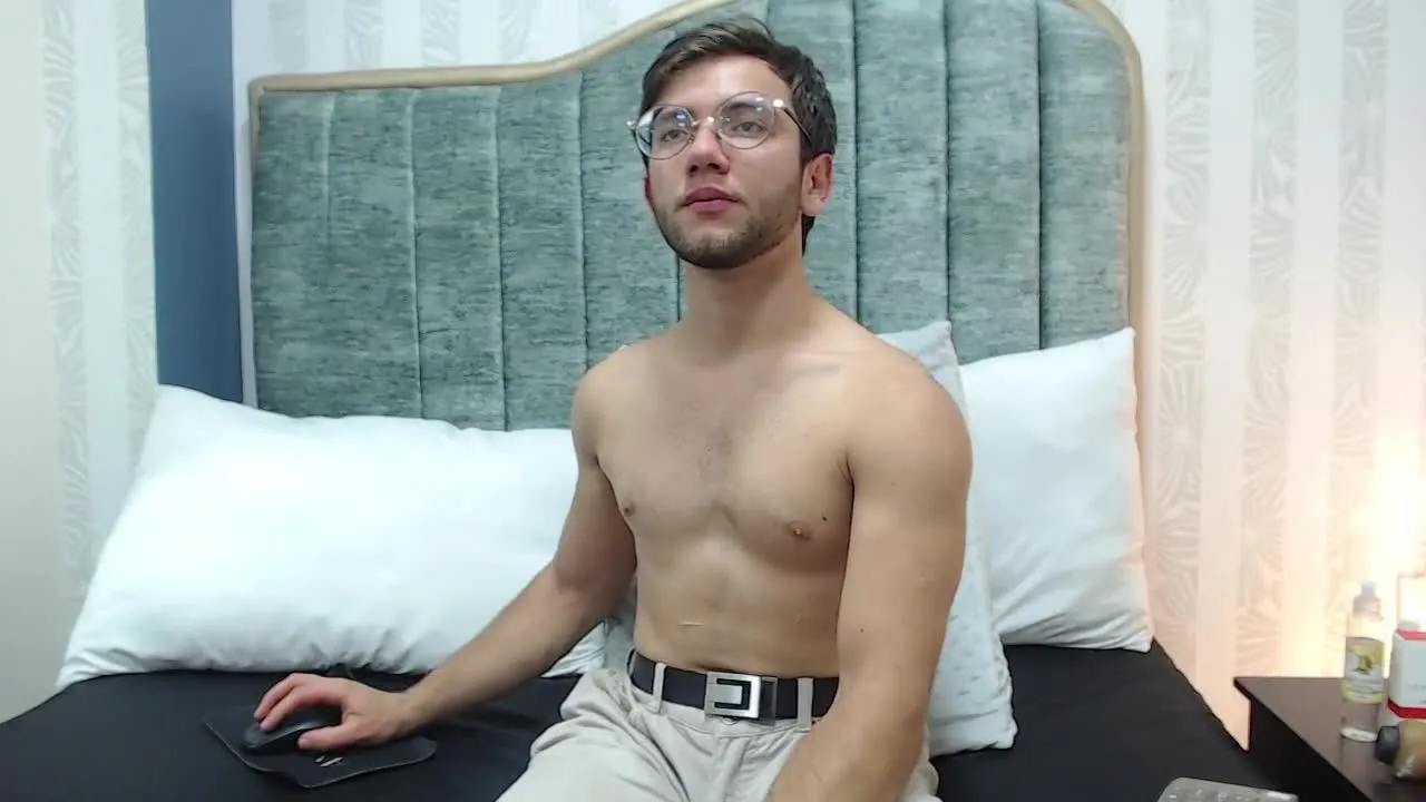 Intérprete NOAHEDEN Video 1