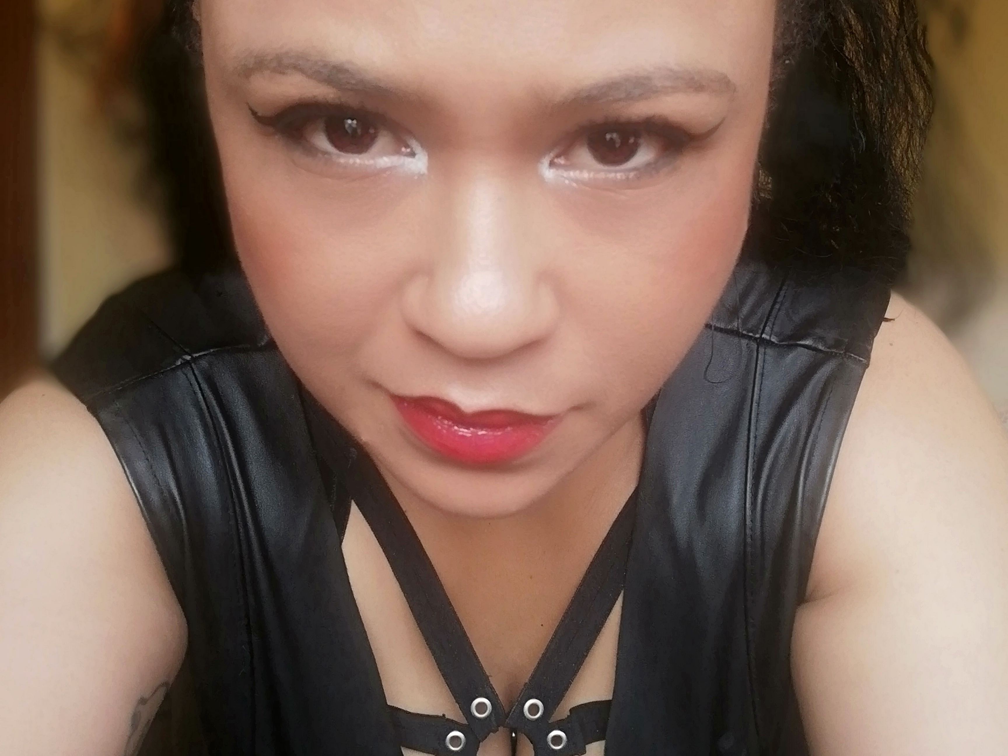 MistressCatrinaPawsin cam model profile picture
