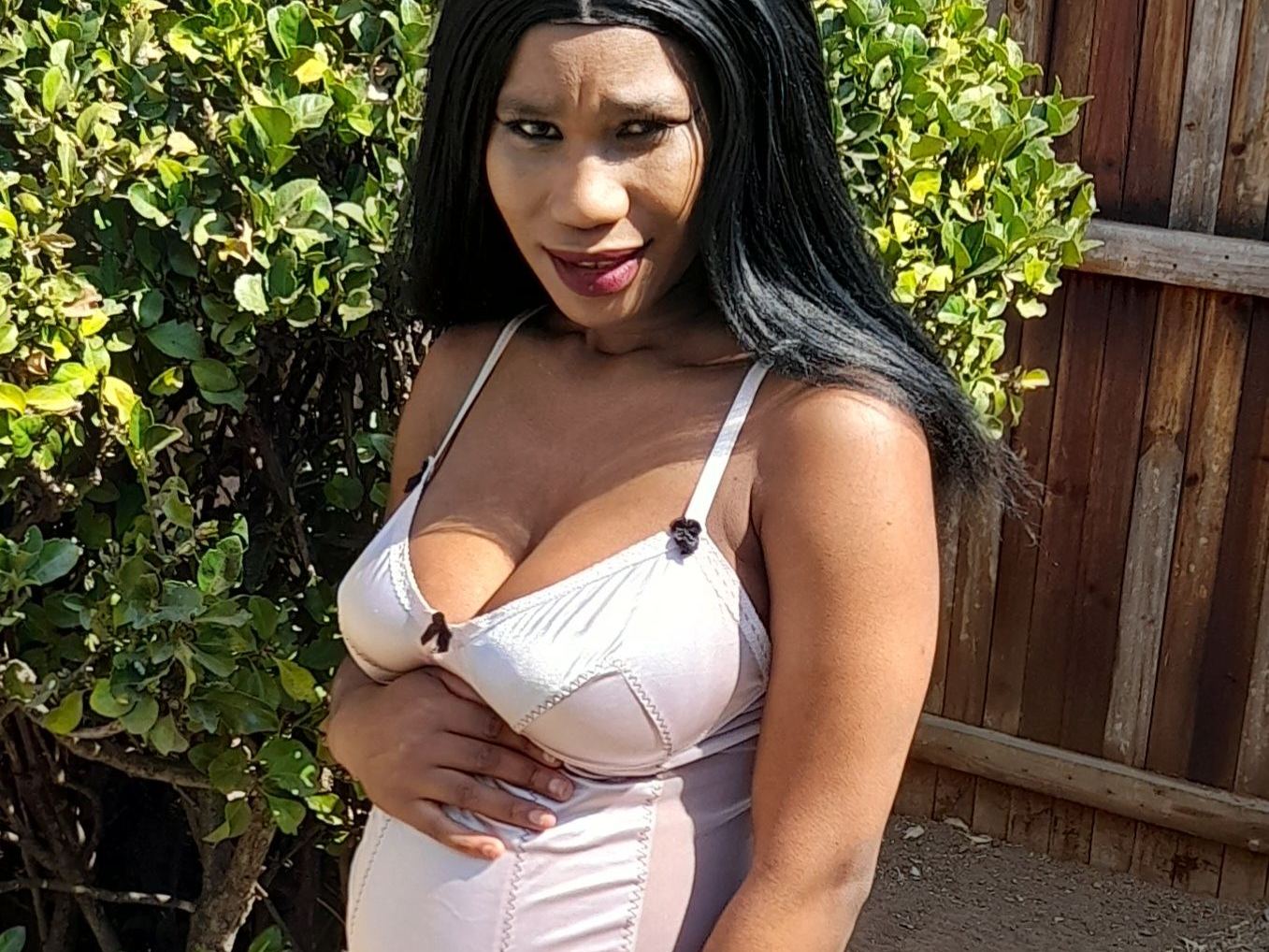 Profilbilde av PREGNANTSCARLET19 webkamera modell