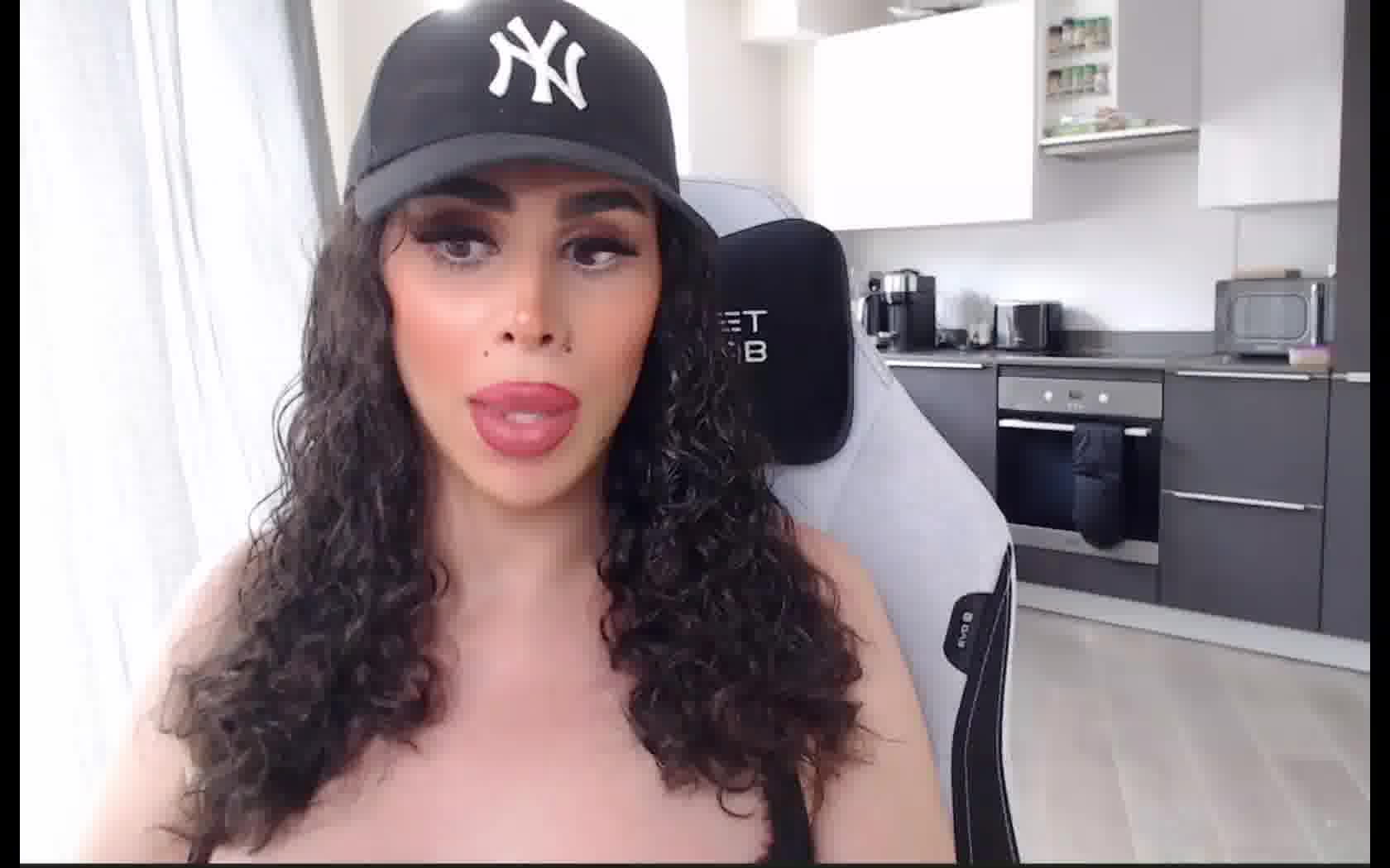 Intérprete Transquility69 Video 2