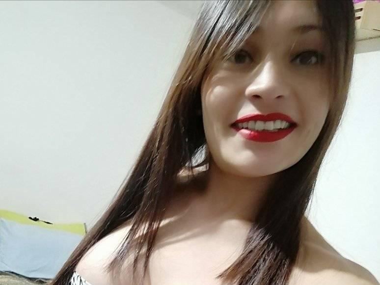 Foto de perfil de modelo de webcam de Shopialux 