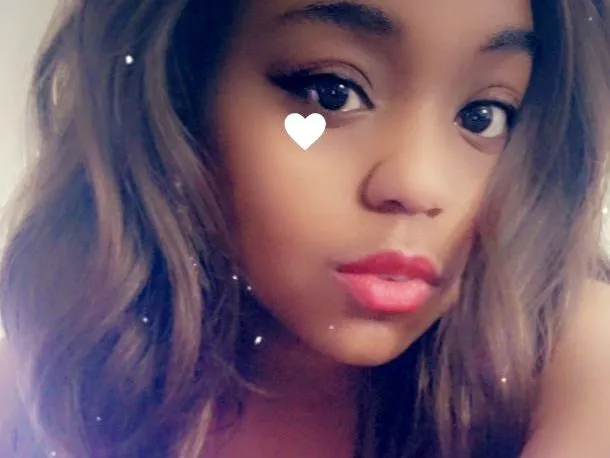 DiamondLuvvv profilbild på webbkameramodell