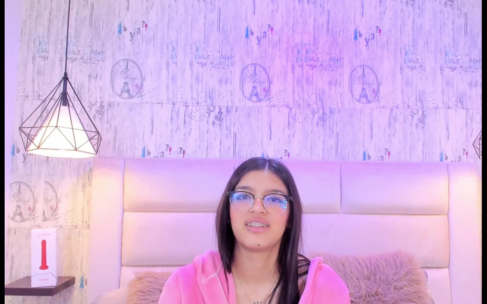 Intérprete HallyThonz Video 1