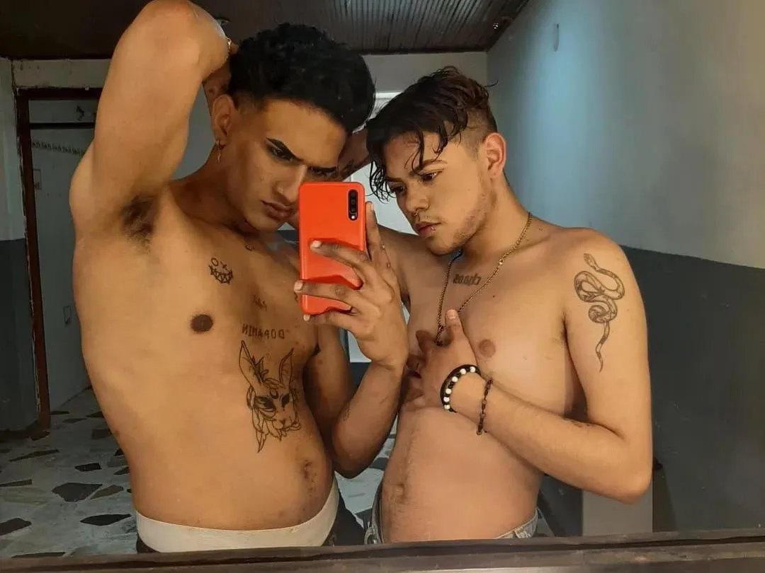 Image de profil du modèle de webcam KingsCouple