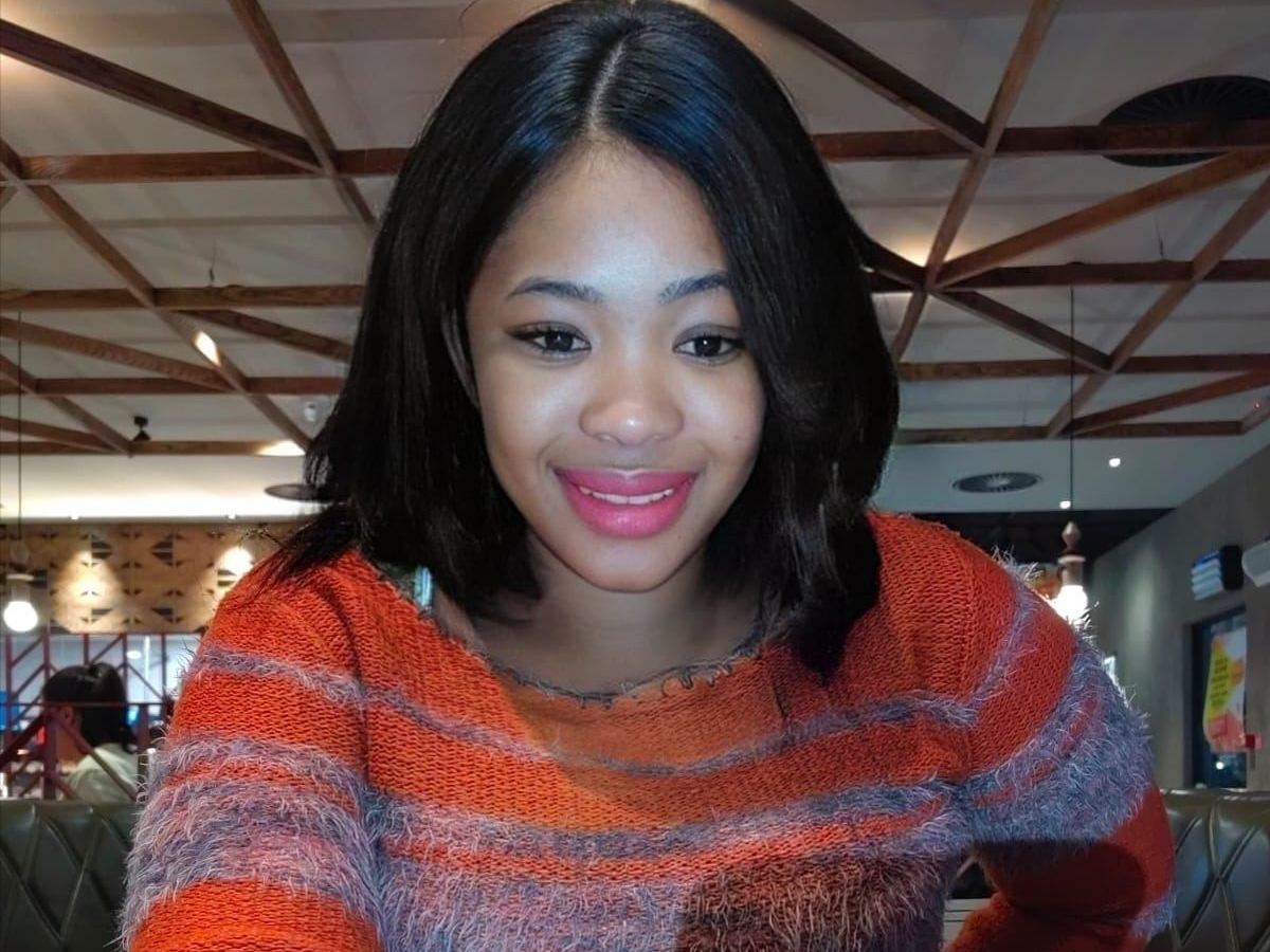 NAUGHTYASS27 cam model profile picture