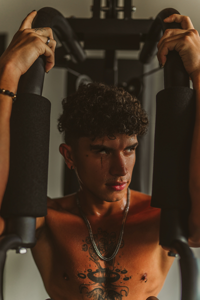 Performer MikeBrawn Photo 6