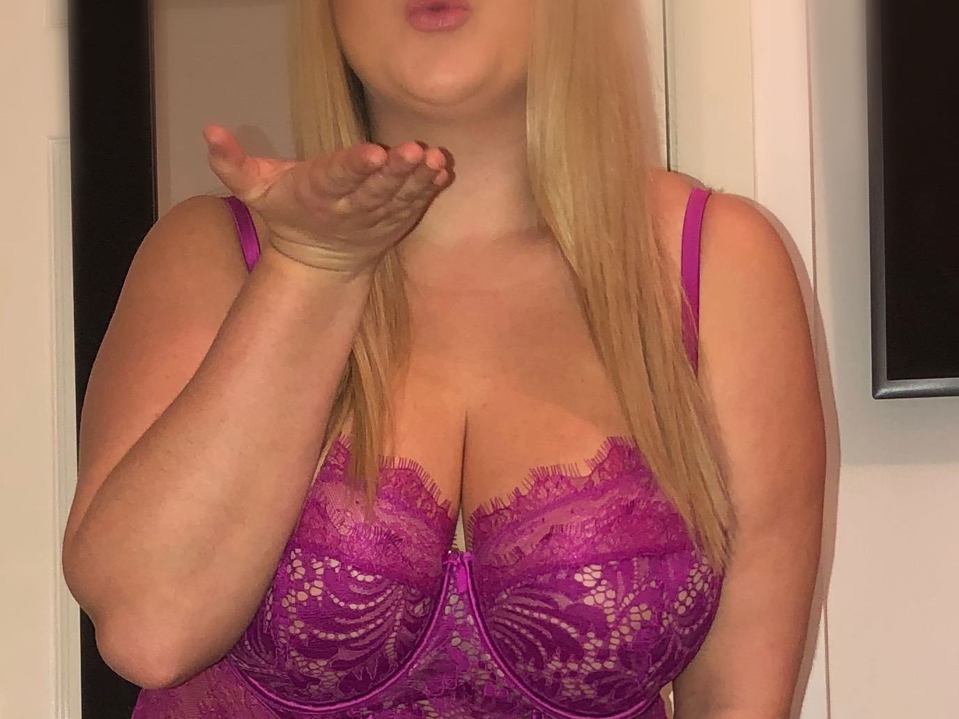 lolapeachxo immagine del profilo del modello di cam