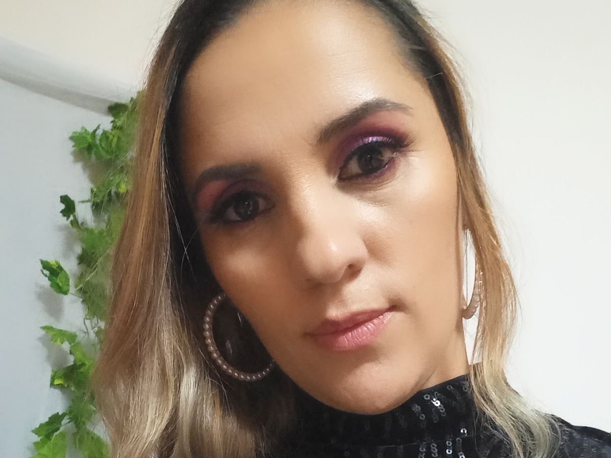 Foto de perfil de modelo de webcam de Katheroses