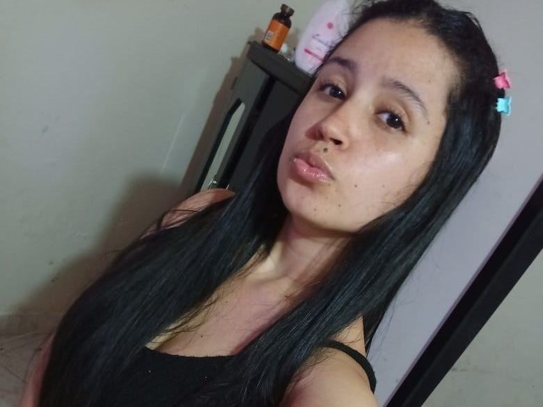 Foto de perfil de modelo de webcam de MiaLayne 