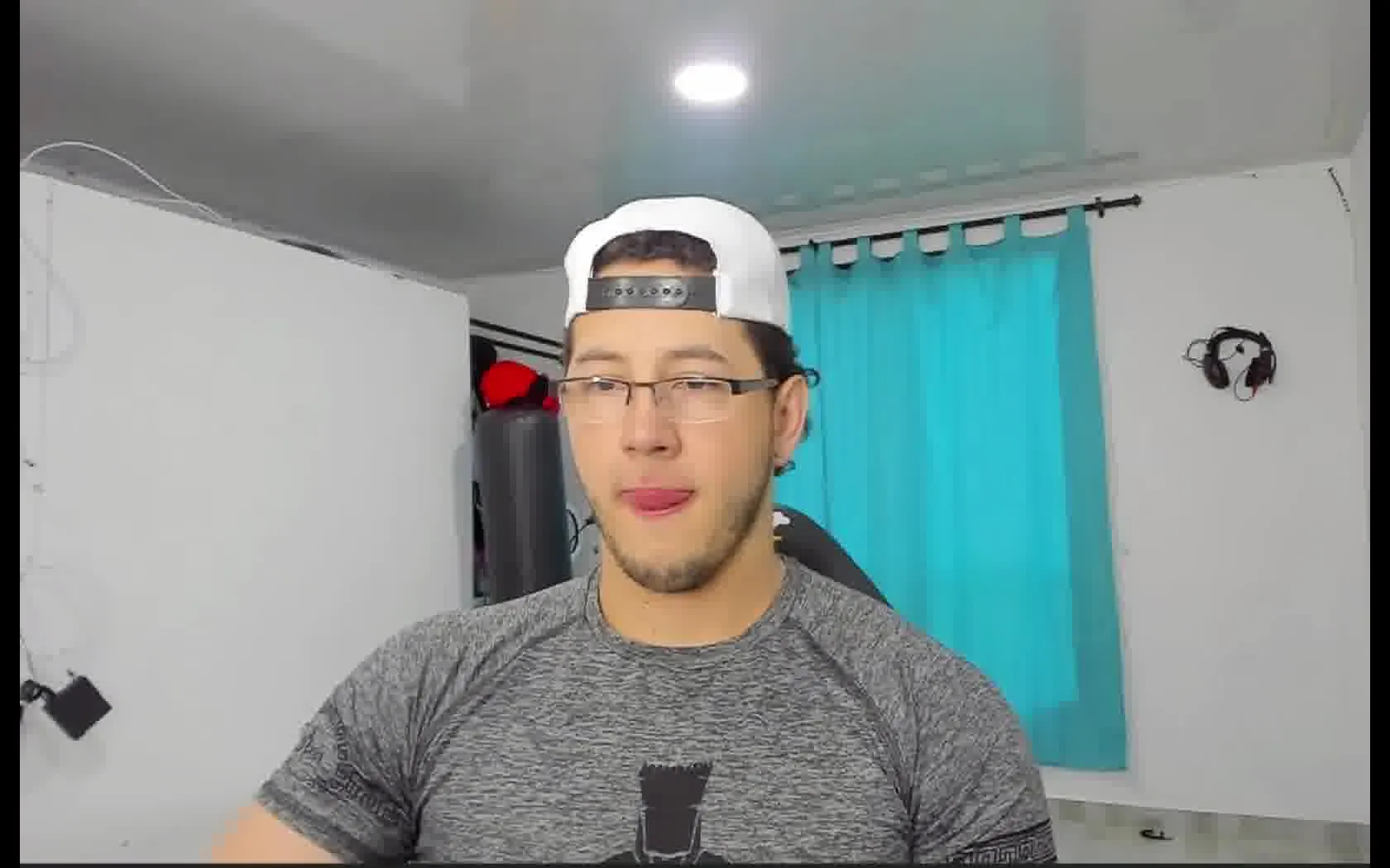 Intérprete MrRobbTristan Video 1