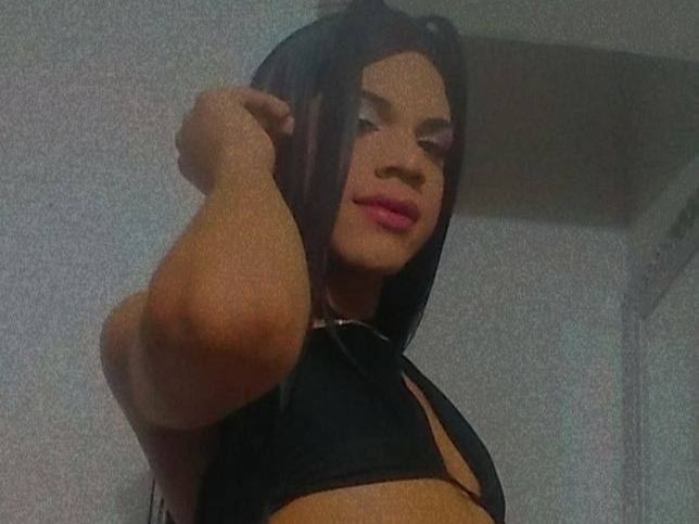 Foto de perfil de modelo de webcam de cutecamila21 