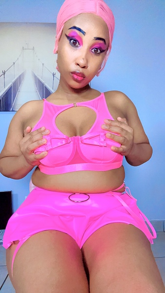 Utøver EBONYhotness Bilde 3