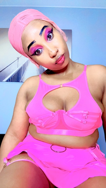 Utøver EBONYhotness Bilde 4