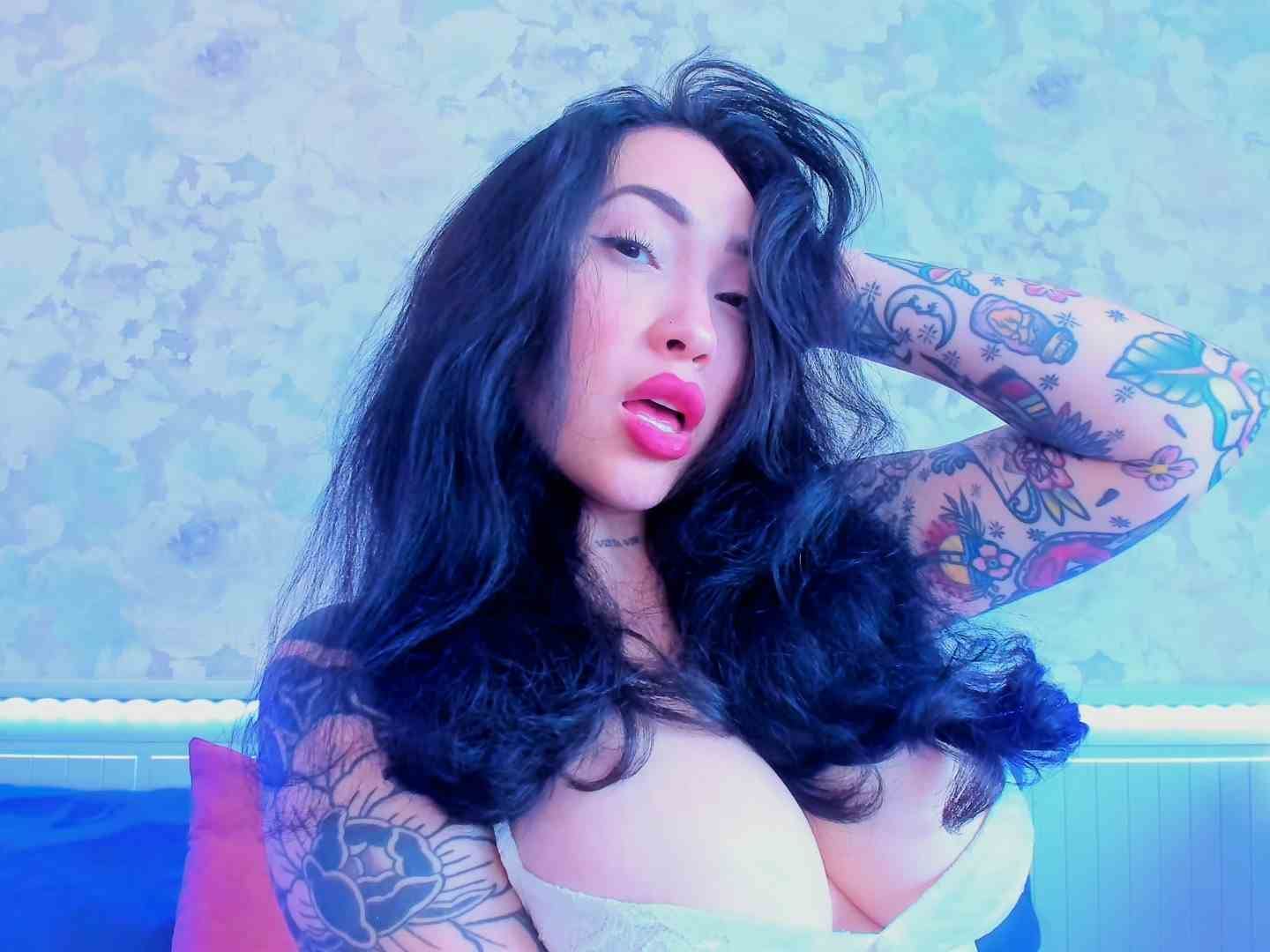Image de profil du modèle de webcam Flora_Kalypso