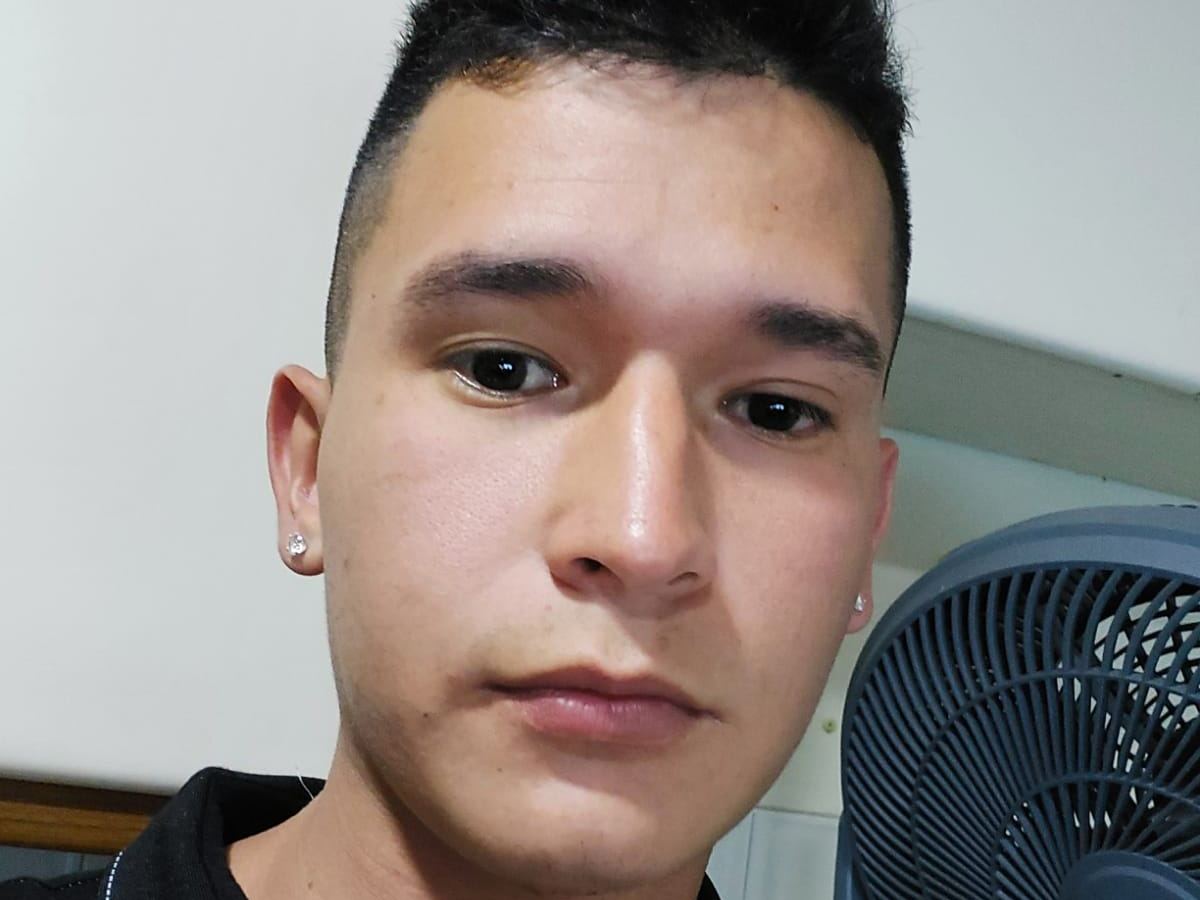 Image de profil du modèle de webcam matthenderson19