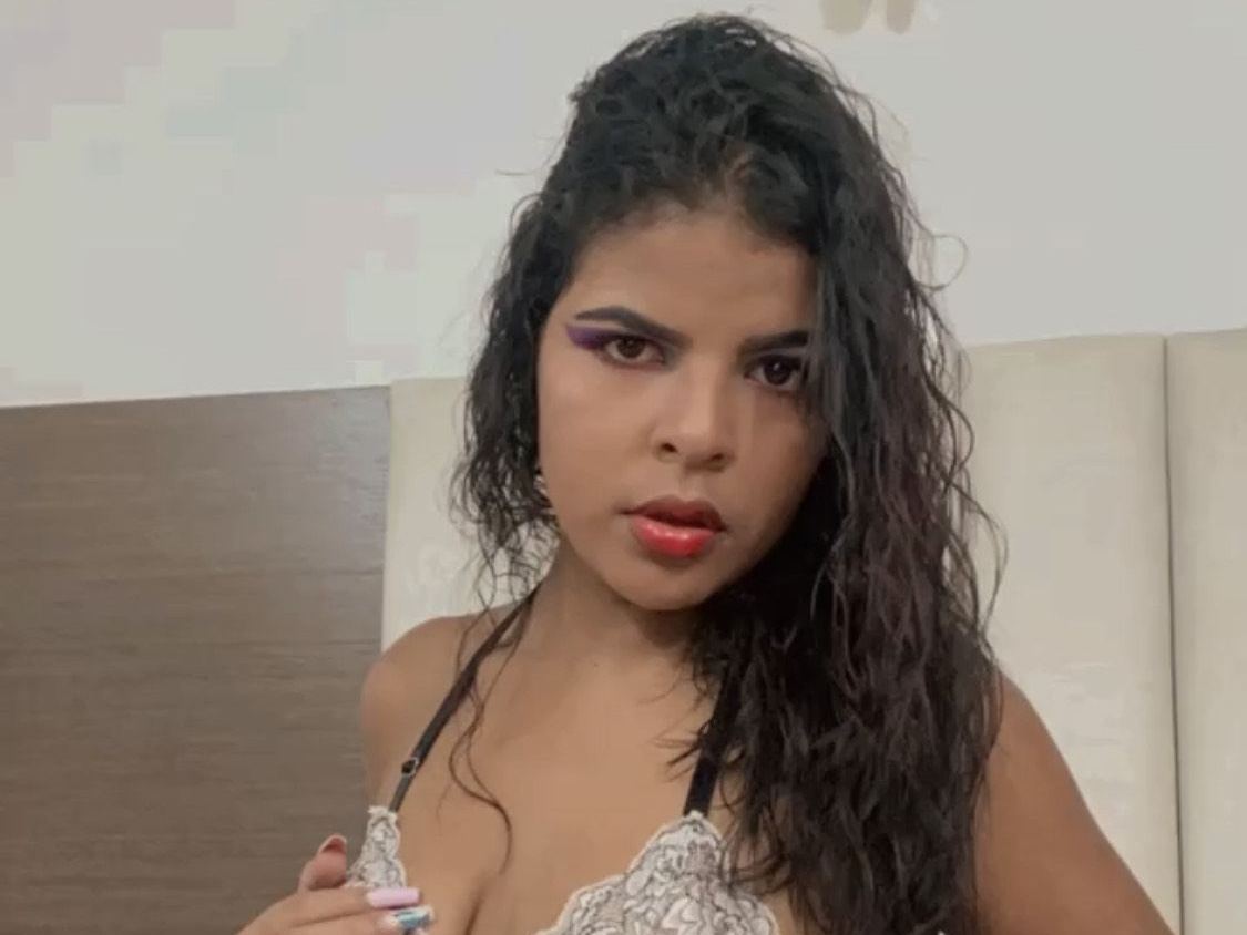 ManuLopez18 profielfoto van cam model 