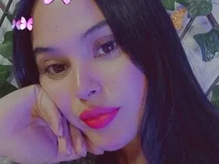 Image de profil du modèle de webcam LAURAVALENTIN