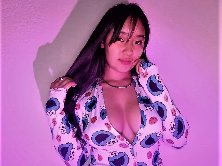 anyangelpetite profilbild på webbkameramodell
