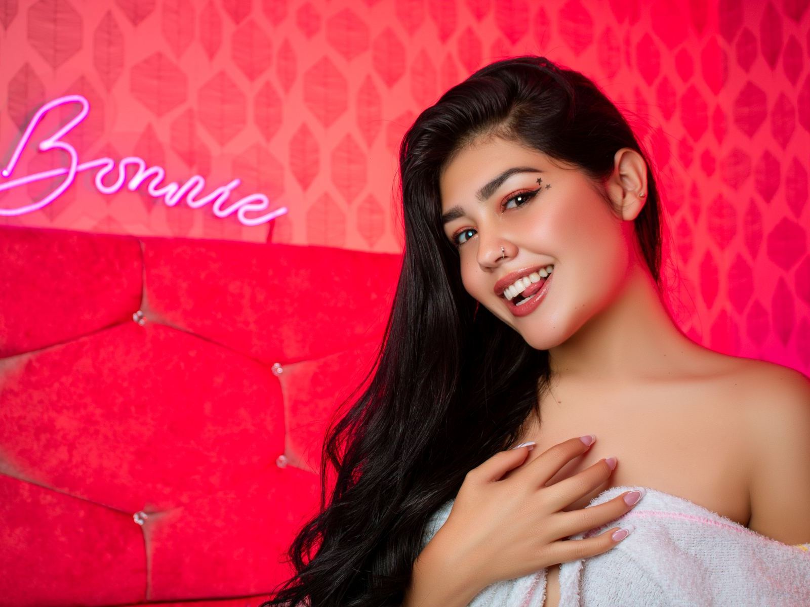 Image de profil du modèle de webcam angelabonnie