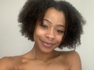 Imagen de perfil de modelo de cámara web de Cocoasuave