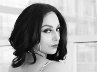 Imagen de perfil de modelo de cámara web de QueenJazminBoheme