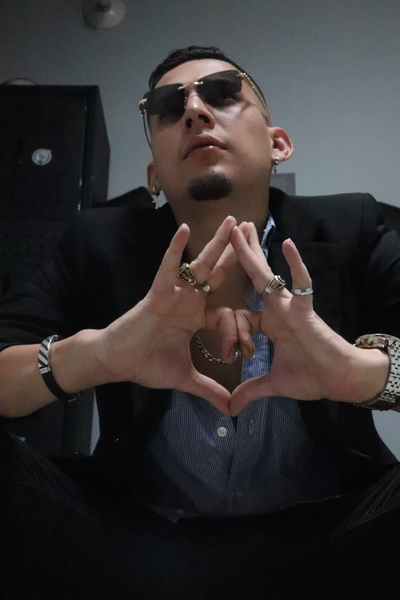 Intérprete ZackWinner Foto 6