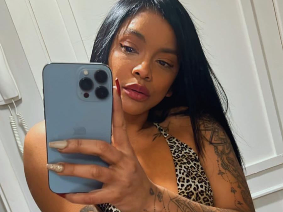 Image de profil du modèle de webcam Camilapervertxxx