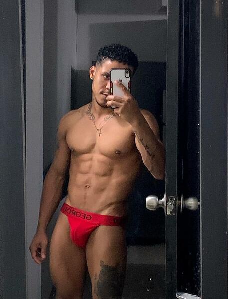 Darsteller roccohardd18 Foto 9