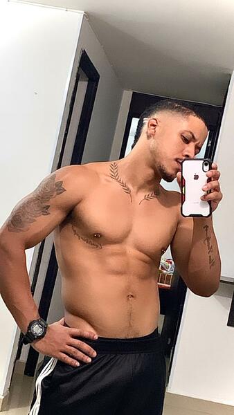 Darsteller roccohardd18 Foto 10