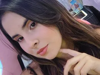 Brandyjhonson profilbild på webbkameramodell