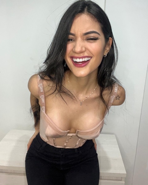 Performer AprilSheeran Photo 11