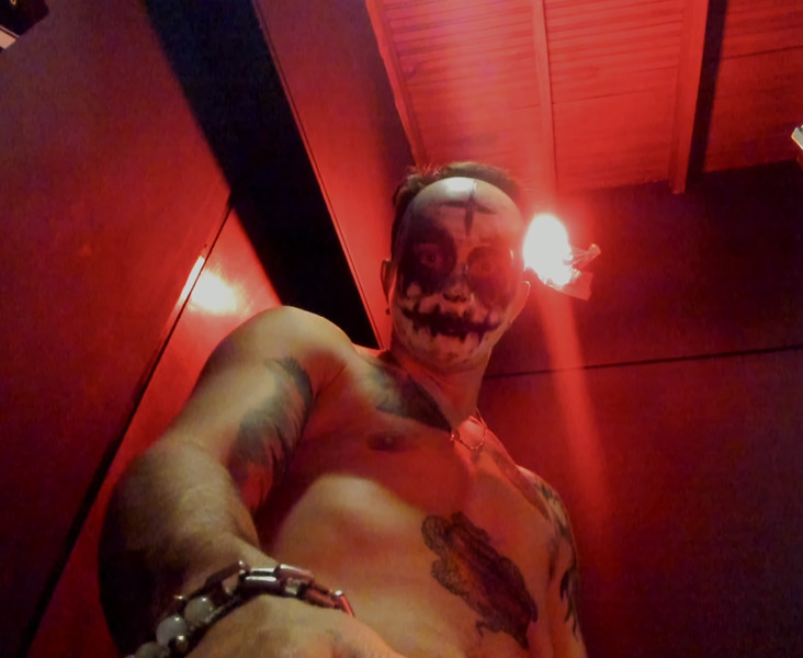 Performer DanteKrueger Photo 9