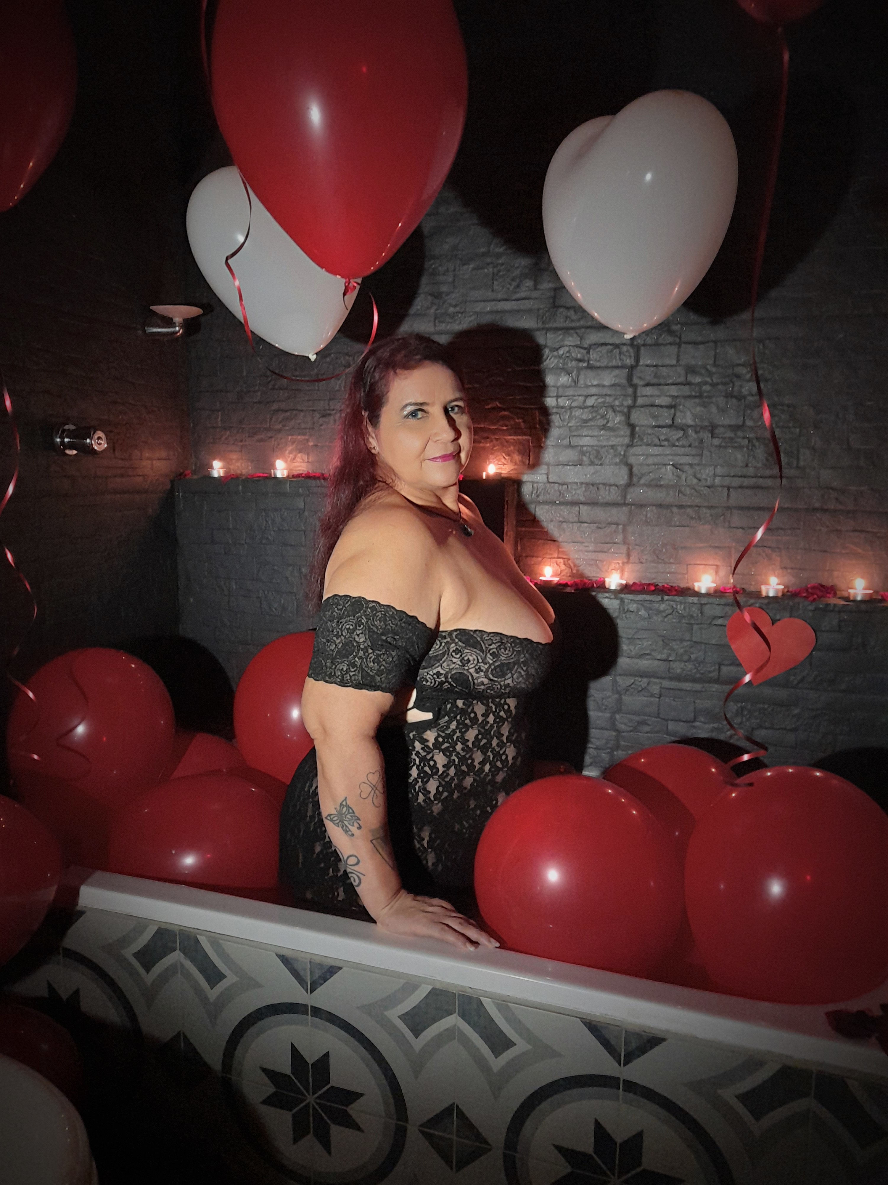Performer LaurenRiley Photo 11