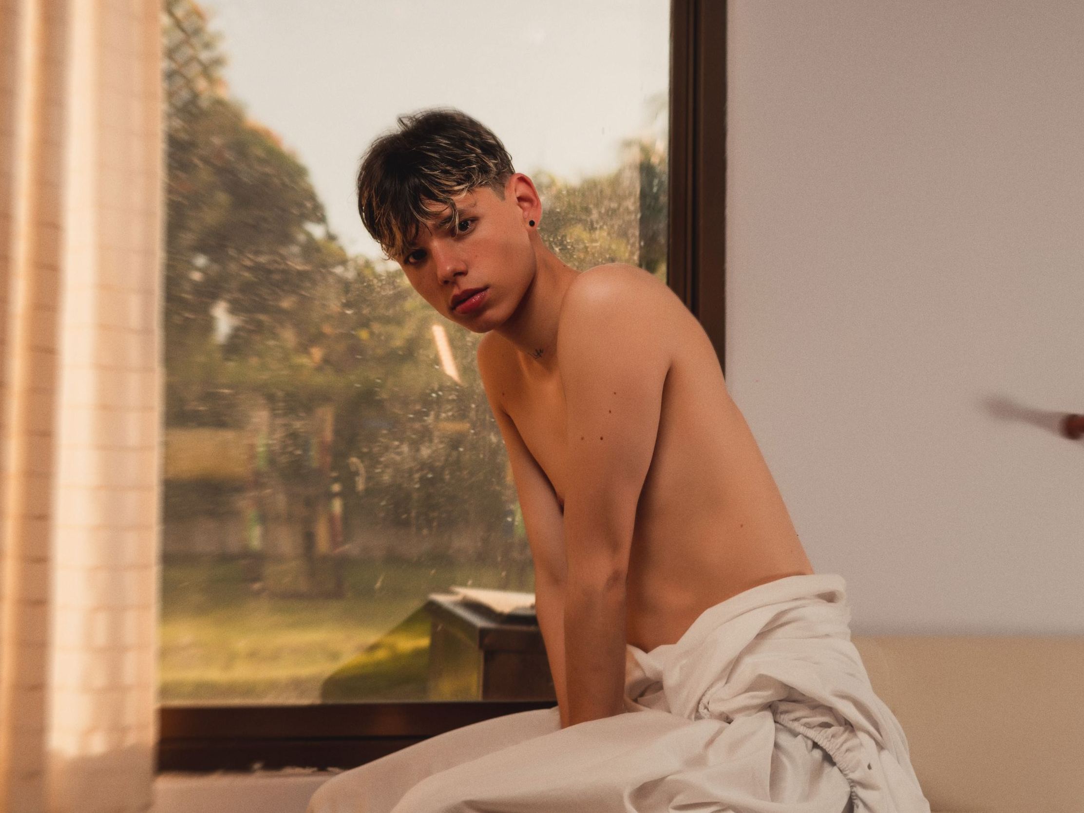juanbrown18 profilbild på webbkameramodell