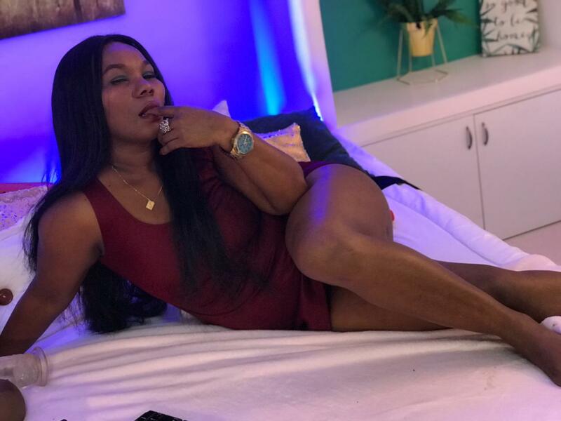 Interprete JelanyBankol Foto 2