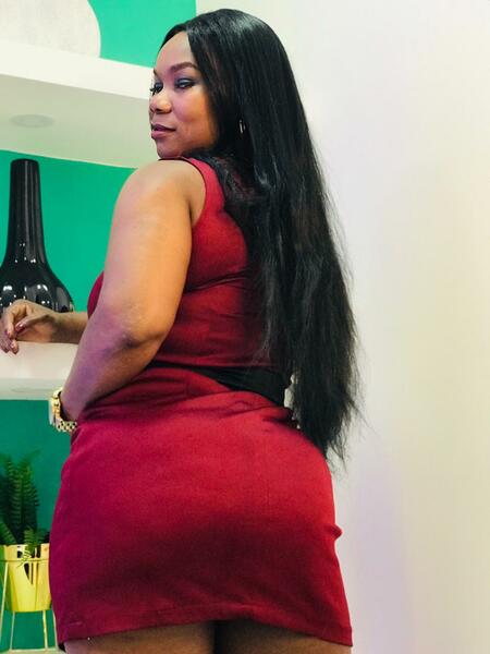 Interprete JelanyBankol Foto 6