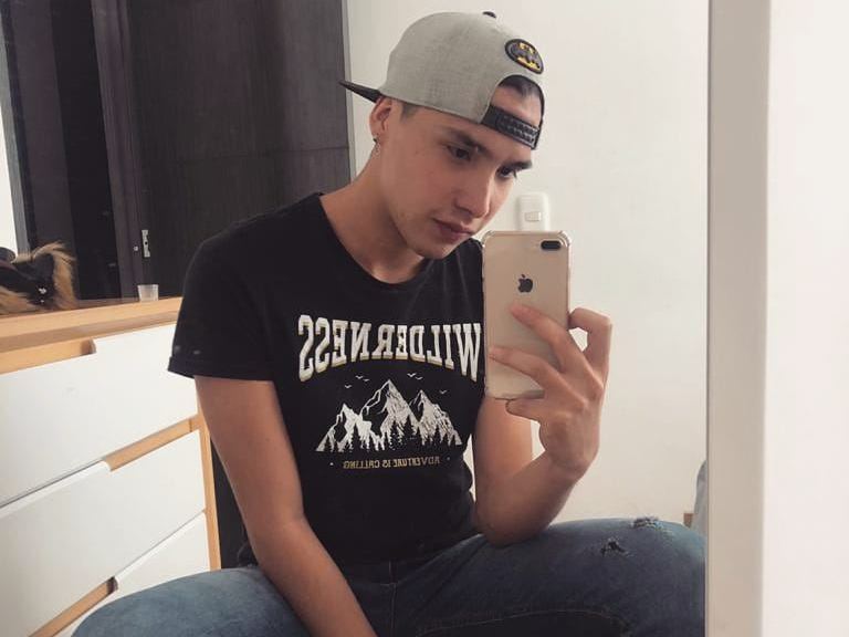 sexyluis088 profilbild på webbkameramodell 