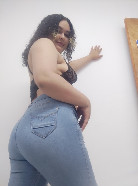 Performer LauraMane Photo 4