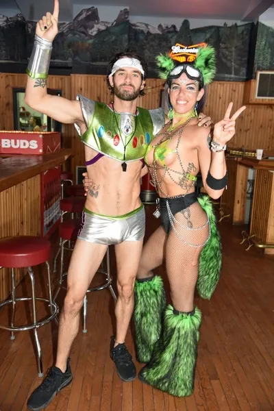 Performer ImmaculateVibes Photo 2