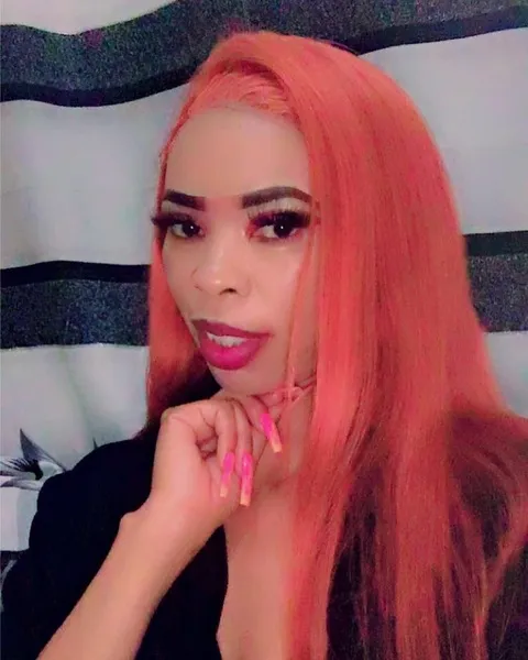 Artista CurveSlender18 Foto 10