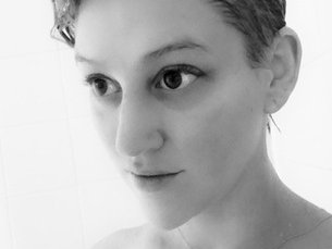 EveLaurence profilbild på webbkameramodell