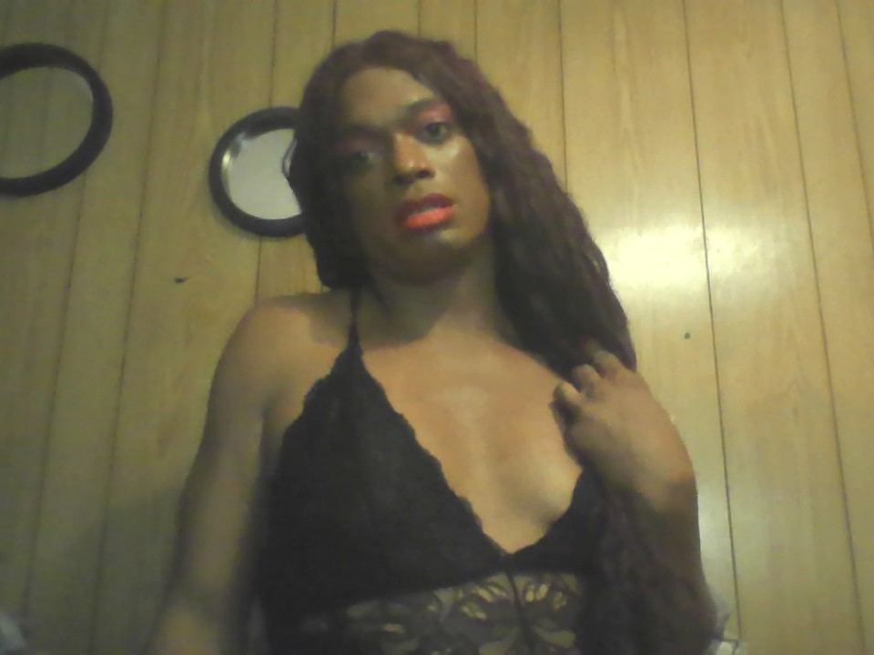 MoMonay profielfoto van cam model