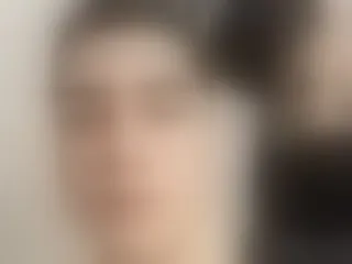 Thiagowinter cam model profile picture