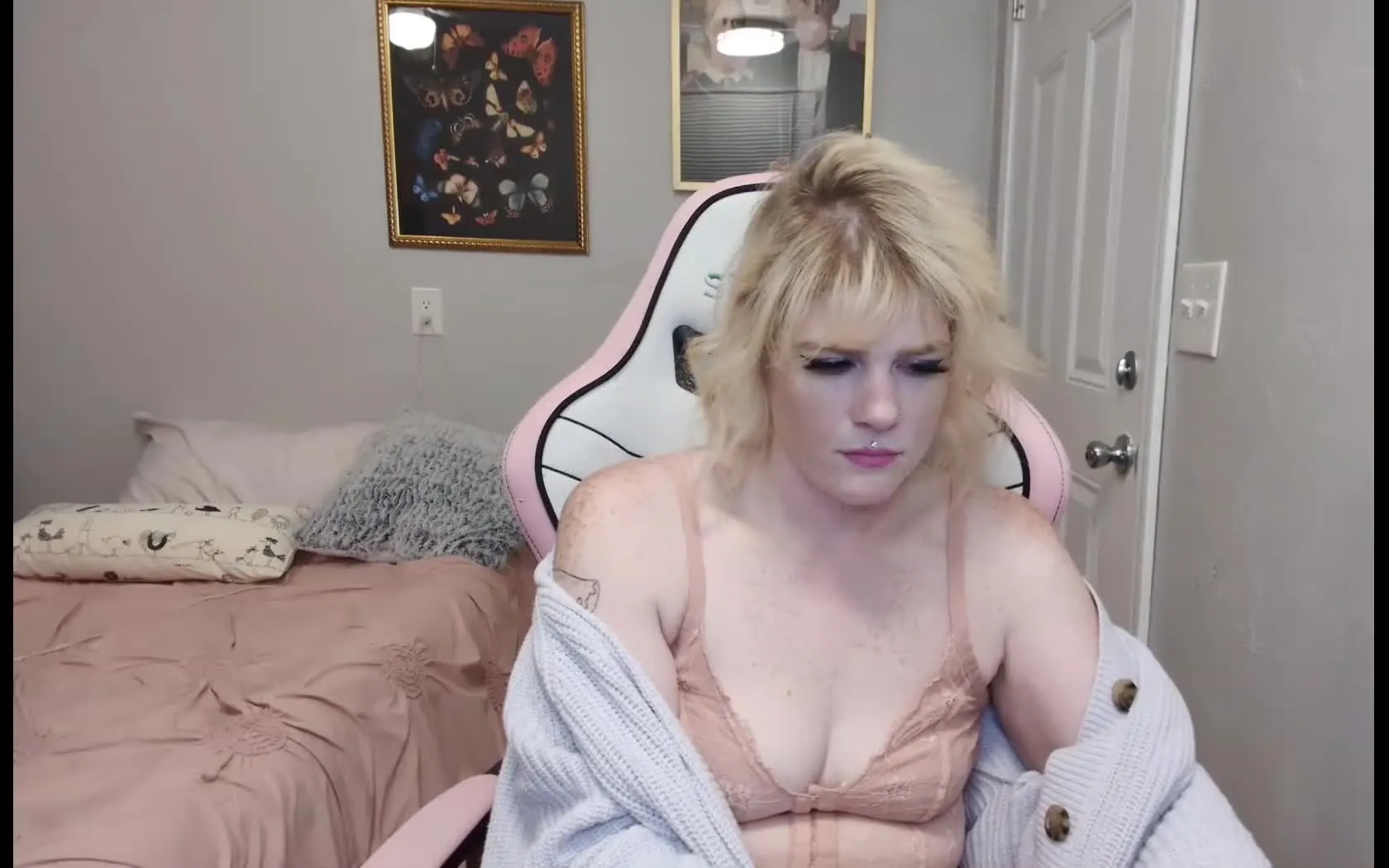 Artiest KittyVonSweet Video 1