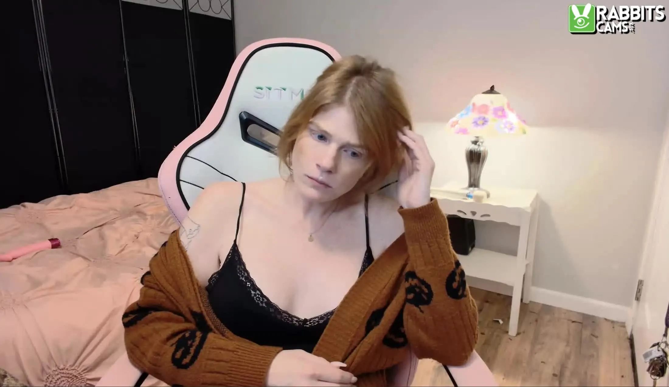 Performer KittyVonSweet Video 2